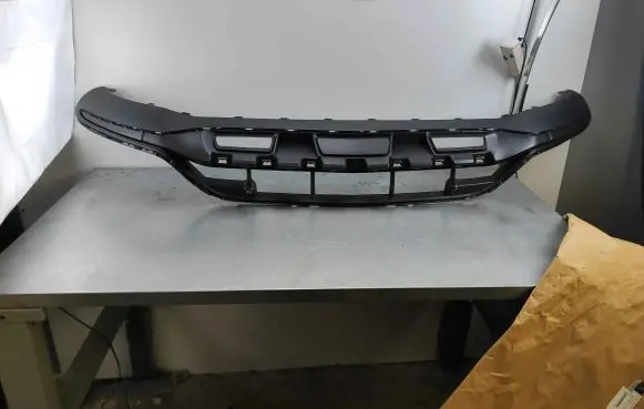 Mercedes-Benz GLC C253 Front bumper lip a2538851304