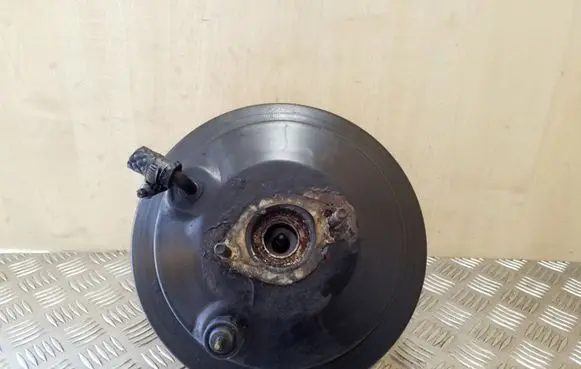 Opel Frontera A Brake booster
