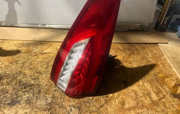 Ford Mondeo MK V Rear/tail lights 20570104 R10820570104 CD391AP
