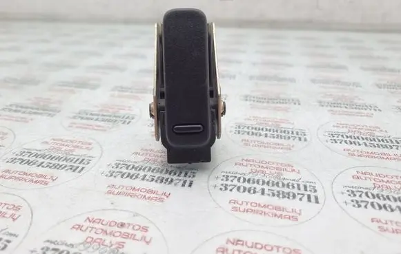 Skoda Octavia Mk2 (1Z) Cargo luggage net fixing mount 1Z9867615B