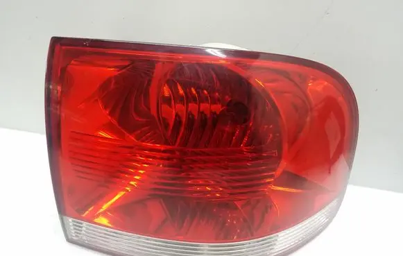 Volkswagen Touareg I Rear/tail lights 7L6945096K