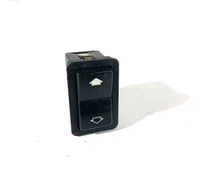 BMW 5 E39 Quarter vent window switch 8368974 61318368974