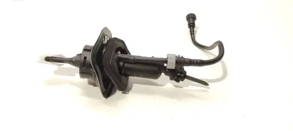Clutch master cylinder