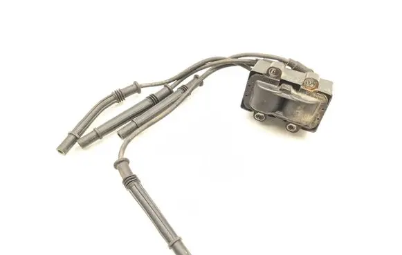 Renault Clio III High voltage ignition coil 7700873701 7700274008