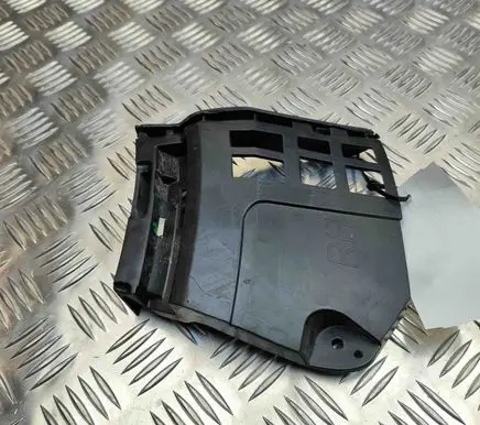 Volvo XC40 Front bumper mounting bracket 31455243