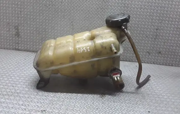 Coolant expansion tank/reservoir