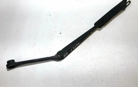 Mazda 323 F Front wiper blade arm j39ald1367