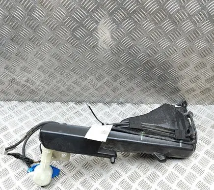 Peugeot 308 Windshield washer fluid reservoir/tank 9843214980 9834417180