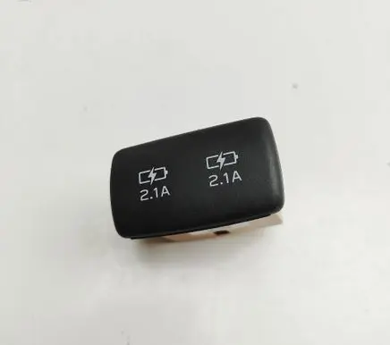 Subaru Forester SK USB socket connector 86257SJ040