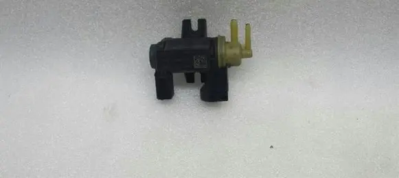 Audi Q5 SQ5 Valve vacuum 8K0906627