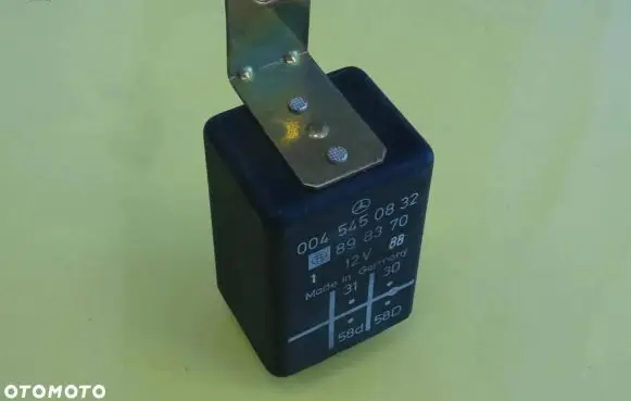 Mercedes-Benz E W124 Other relay 0045450832