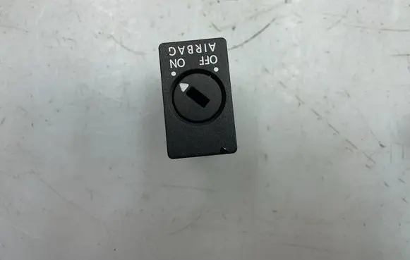 Volkswagen Touran I Passenger airbag on/off switch 3C0919237A