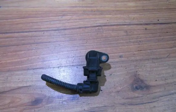 Opel Astra H Camshaft position sensor 0232103021