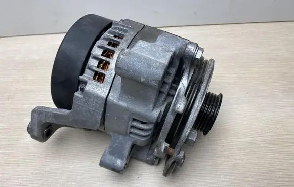 BMW 3 G20 G21 Generator/alternator 8654280