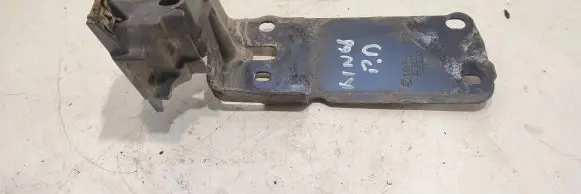 BMW X1 E84 Radiator mount bracket 51647117 23781010 H260BD4Z