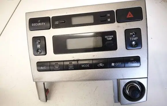 Toyota Corolla Verso E121 Climate control unit 8865013030