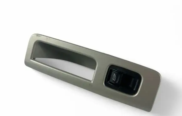 Volvo V50 Electric window control switch 8679679