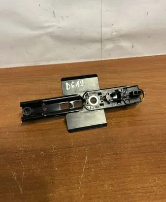 Land Rover Range Rover Sport L494 Seat belt adjustment rail 616773300 D619