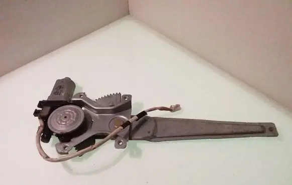 Mazda Premacy Rear door window regulator motor 8621003922