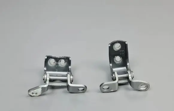 Honda CR-V Rear door hinge set 