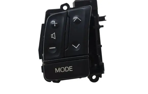 Toyota Verso-S Steering wheel buttons/switches 