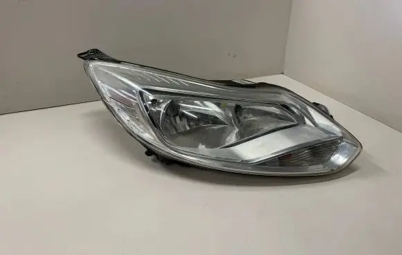 Ford Focus Headlight/headlamp BM5113W029AF