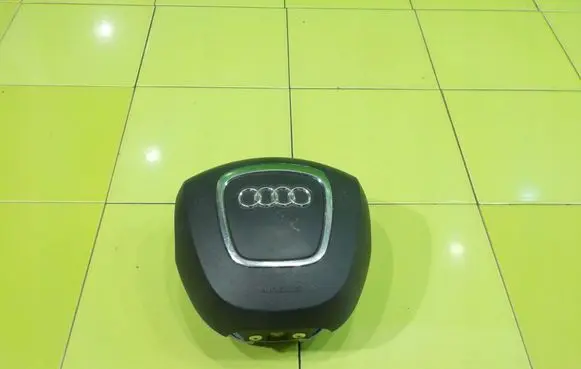 Audi A3 S3 8P Steering wheel airbag 8P0880201CD
