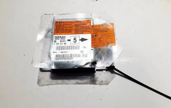 Nissan Primera Airbag control unit/module 285562F500 0285001189