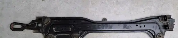 Radiator mount bracket