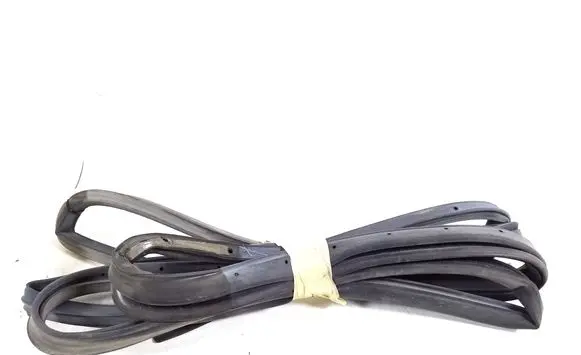 Toyota Hilux (AN10, AN20, AN30) Rubber seal rear door 67871-0K011