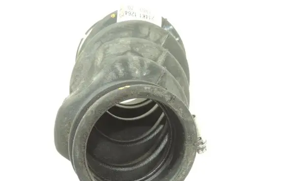Volvo V40 Cross country Air intake hose/pipe 31319774