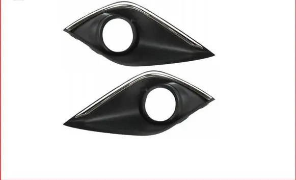Mitsubishi Outlander Front fog light trim/grill 