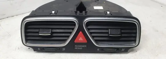 Volkswagen Eos Dash center air vent grill 1Q0819735C 1Q0953509 1Q0819819
