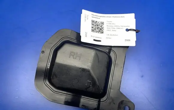 Toyota C-HR I Other front door trim element 87912F4010