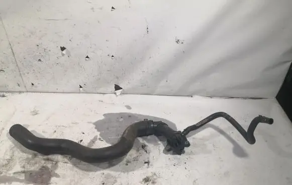 Opel Insignia A Engine coolant pipe/hose 13220154 13220133 0428740