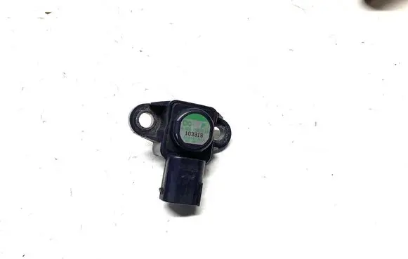 Mercedes-Benz Sprinter W906 Air pressure sensor A0051535028