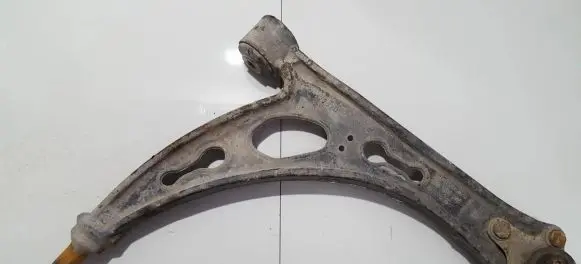Volkswagen Touran I Front lower control arm/wishbone 1k0407153g