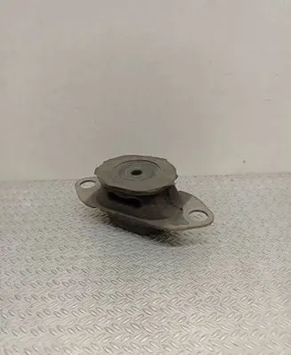 Renault Captur Engine mount bracket 112205217R
