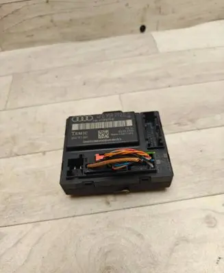 Audi A6 S6 C6 4F Door control unit/module 4F0959792E 4F0910793E