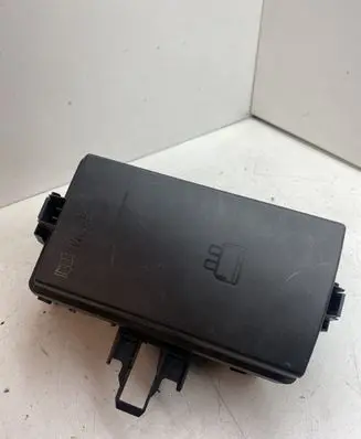 Volkswagen Touran III Fuse box set 5Q0907361D