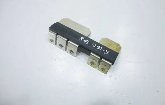 Volkswagen PASSAT B8 Fuse 5Q0937629G 33141265 06980068Z