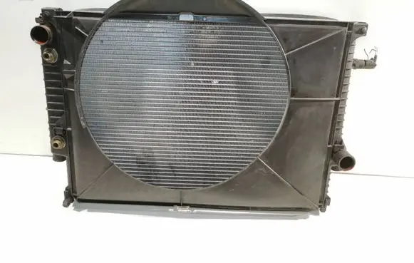 BMW 5 E34 Coolant radiator