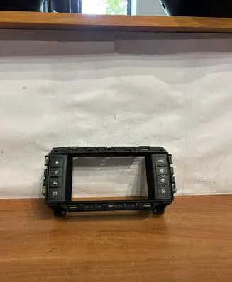 Jaguar XE Radio/GPS head unit trim GX7319F211PB D4577