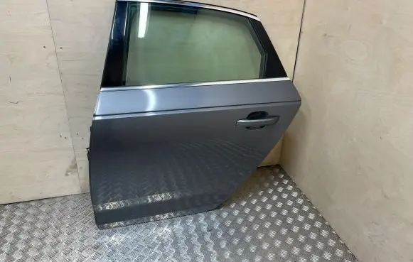 Audi A4 S4 B9 Rear door