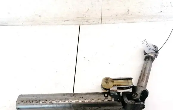Volkswagen New Beetle Steering wheel axle
