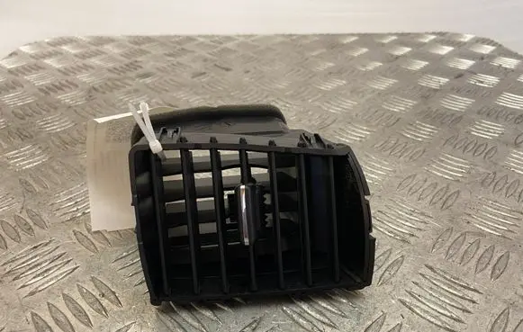 Mitsubishi Outlander Dash center air vent grill 8030A203