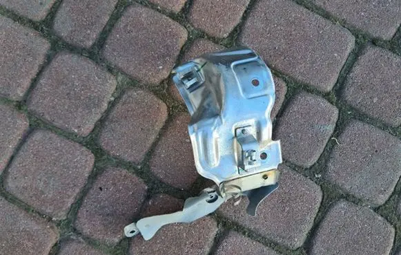 Renault Captur II Heat shield in engine bay 144507367R