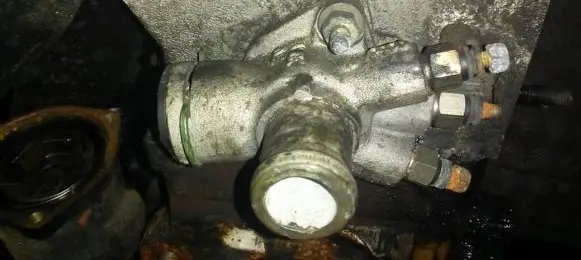 Audi A4 S4 B5 8D Engine coolant pipe/hose 357121140