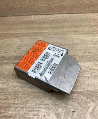 BMW 5 E39 Airbag control unit/module 8372521