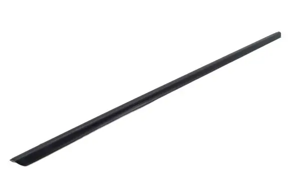 Volkswagen Scirocco Front door trim (molding) CZARNA